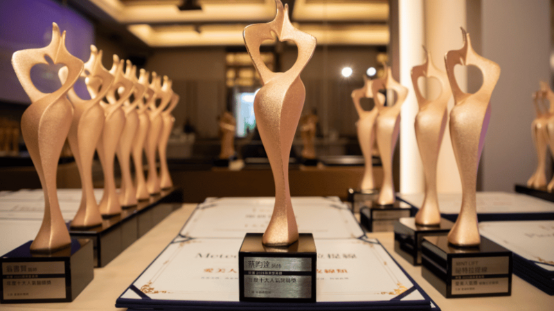 恭喜光澤診所蔡昀達醫師榮獲愛美獎！蔡醫師結合光澤診所頂尖皮膚管理團隊與高階手術設備，提供隆乳、抽脂、五官精雕等獲獎級別服務。