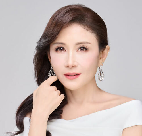 【名人見證】優雅逆襲！曲艾玲：與眼袋斷捨離，是我送給自己最好的禮物