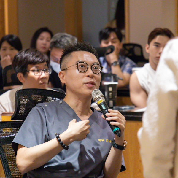 光澤診所 PROFHILO 逆時針療程推薦特色圖卡(2)：緊緻拉提原理