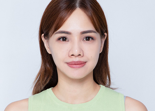 從遮瑕10分鐘到素顏自信：模特兒的眼周變美之路